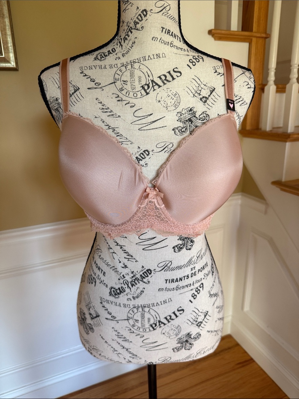 Victoria's Secret Pink Lace Bra